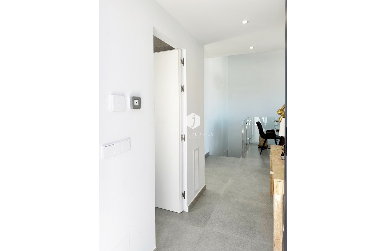 Tweedehands - Villa -
Rojales - Inland