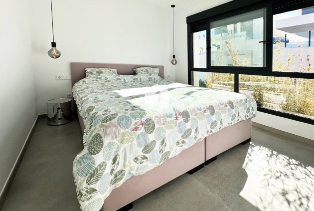 Tweedehands - Villa -
Rojales - Inland