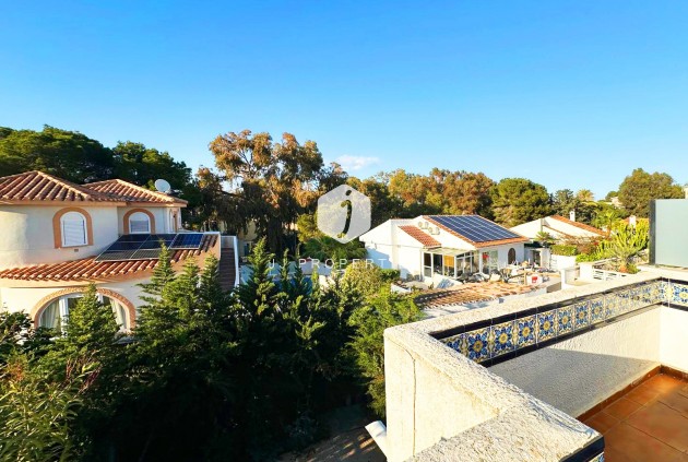 Tweedehands - Chalet -
Orihuela Costa - Costa Blanca