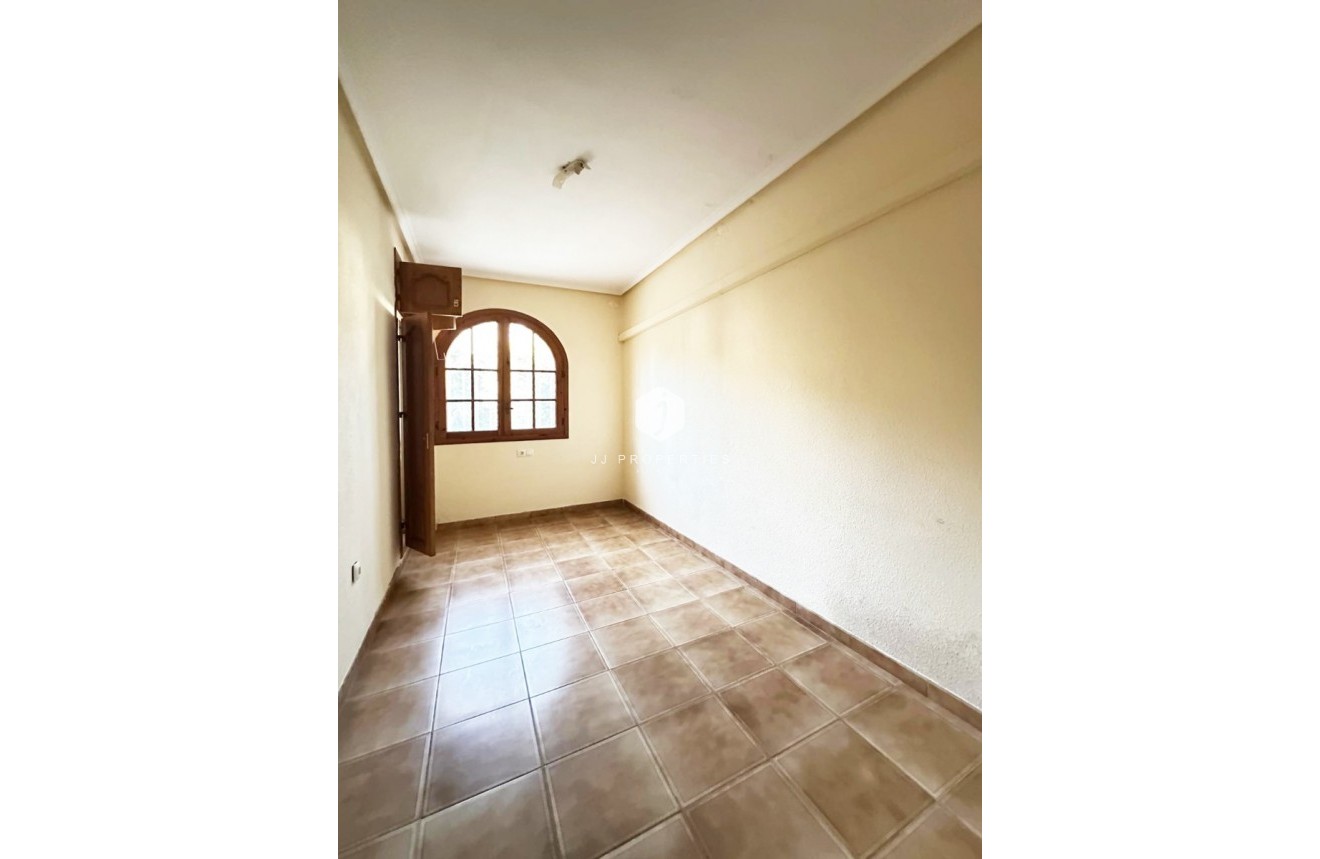 Tweedehands - Chalet -
Orihuela Costa - Costa Blanca