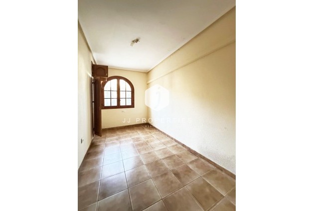 Tweedehands - Chalet -
Orihuela Costa - Costa Blanca