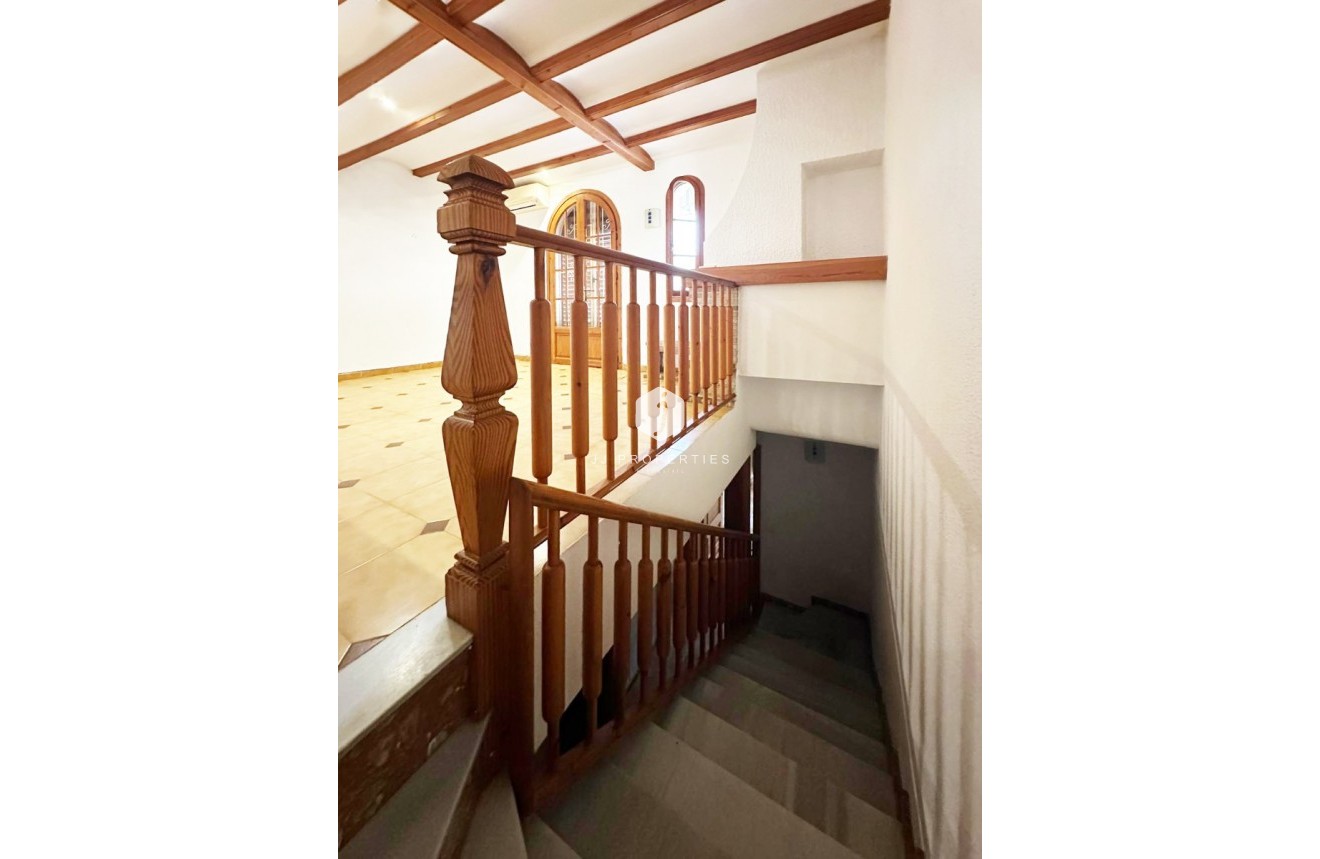 Tweedehands - Chalet -
Orihuela Costa - Costa Blanca