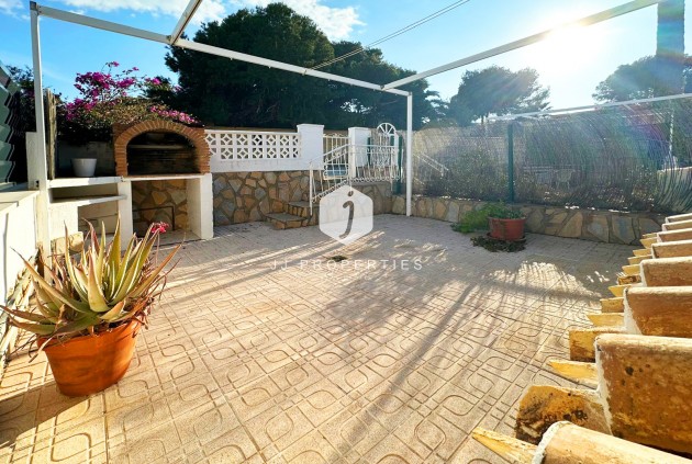 Tweedehands - Chalet -
Orihuela Costa - Costa Blanca