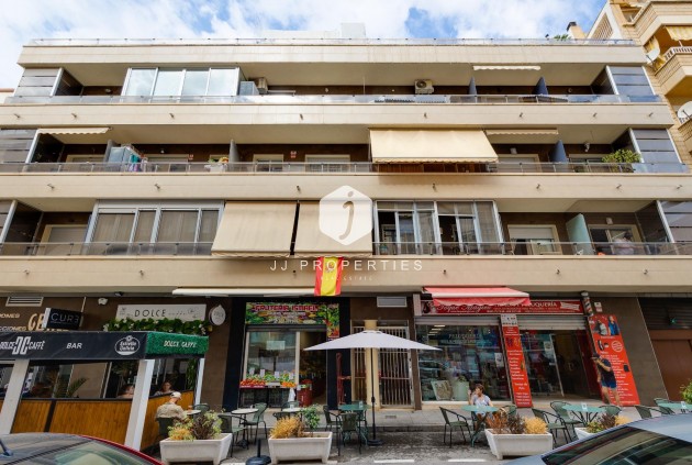 Tweedehands - Appartement / flat -
Torrevieja - Estacion de autobuses