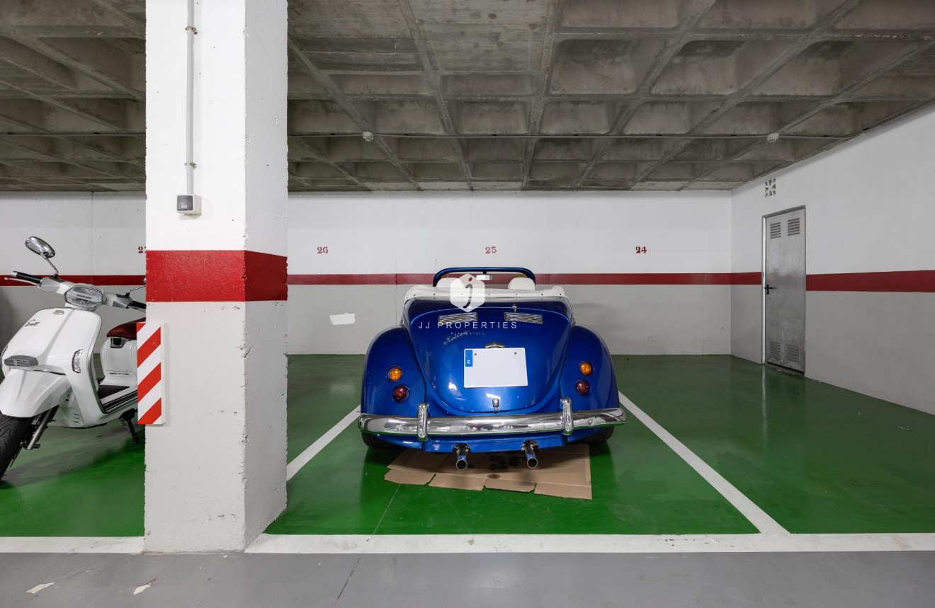 Tweedehands - Appartement / flat -
Torrevieja - Estacion de autobuses