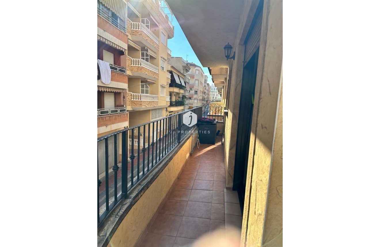 Tweedehands - Appartement / flat -
Guardamar del Segura - Guardamar