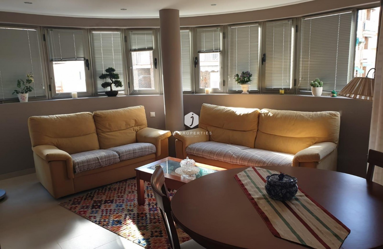 Tweedehands - Appartement / flat -
Torrevieja - Las Piscinas Naturales