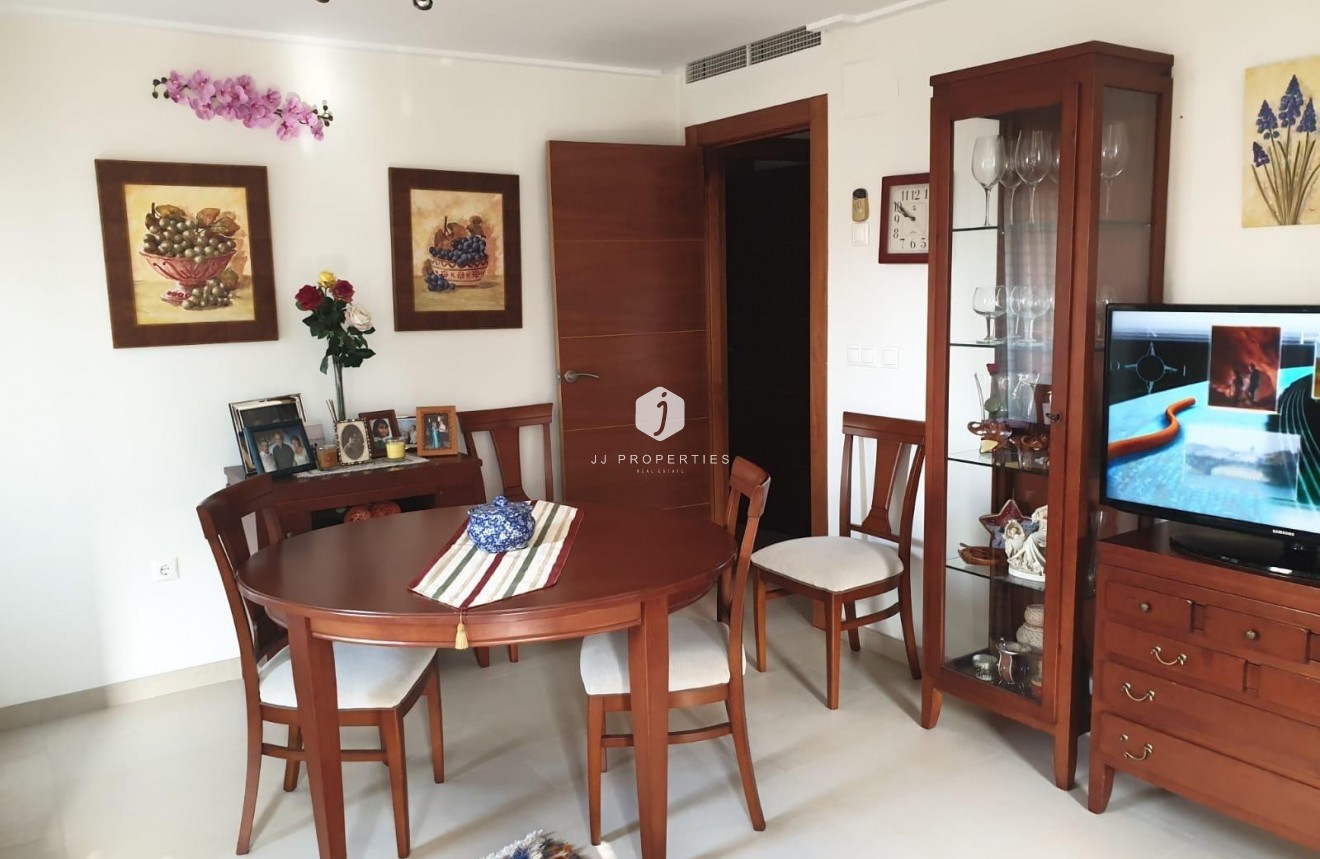 Tweedehands - Appartement / flat -
Torrevieja - Las Piscinas Naturales