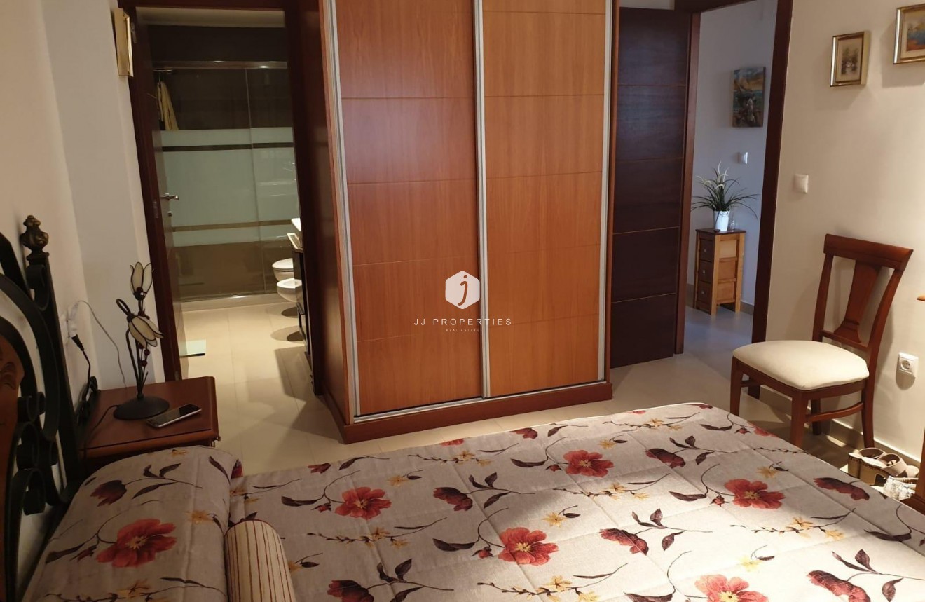 Tweedehands - Appartement / flat -
Torrevieja - Las Piscinas Naturales