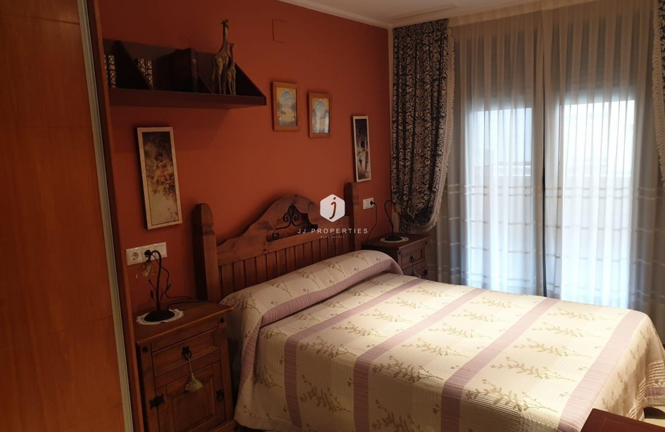 Tweedehands - Appartement / flat -
Torrevieja - Las Piscinas Naturales