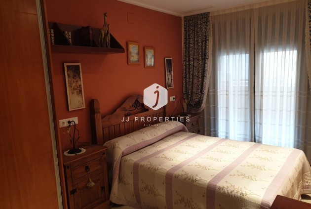 Tweedehands - Appartement / flat -
Torrevieja - Las Piscinas Naturales