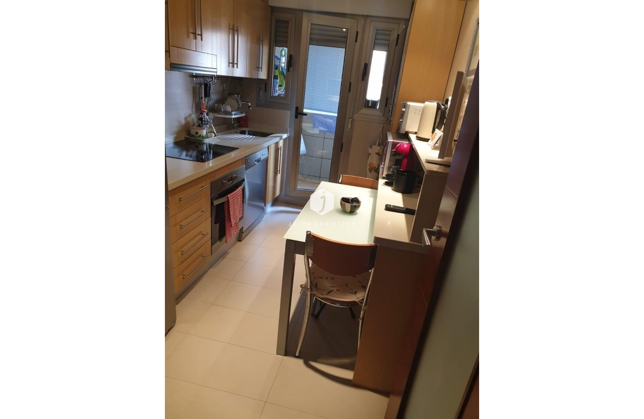 Tweedehands - Appartement / flat -
Torrevieja - Las Piscinas Naturales