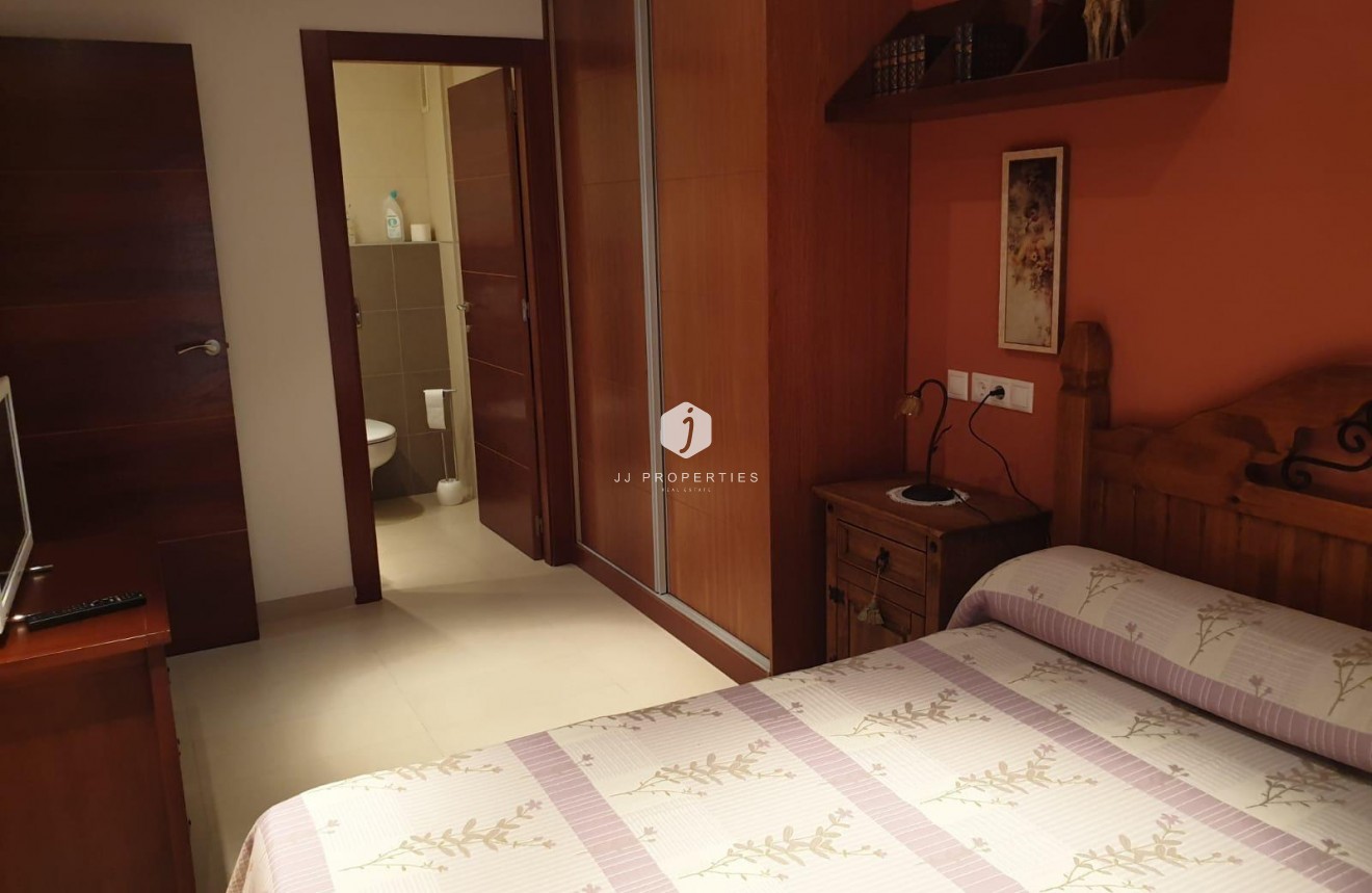 Tweedehands - Appartement / flat -
Torrevieja - Las Piscinas Naturales