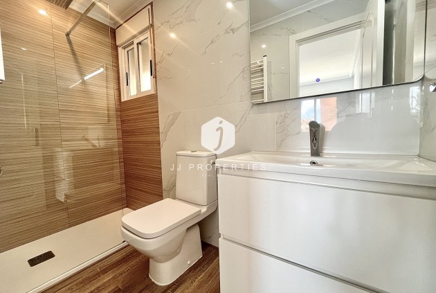 Tweedehands - Appartement / flat -
San Miguel de Salinas - Inland