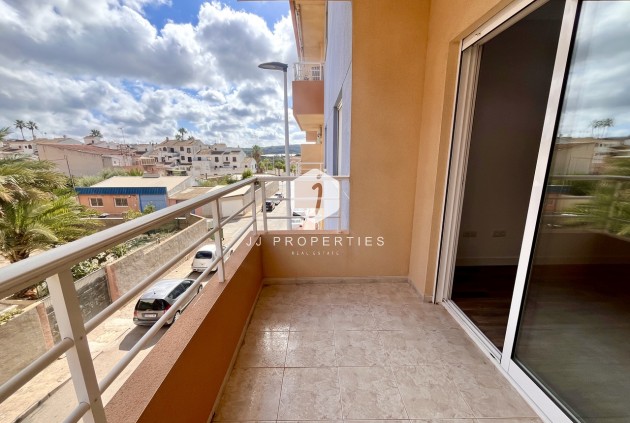 Tweedehands - Appartement / flat -
San Miguel de Salinas - Inland