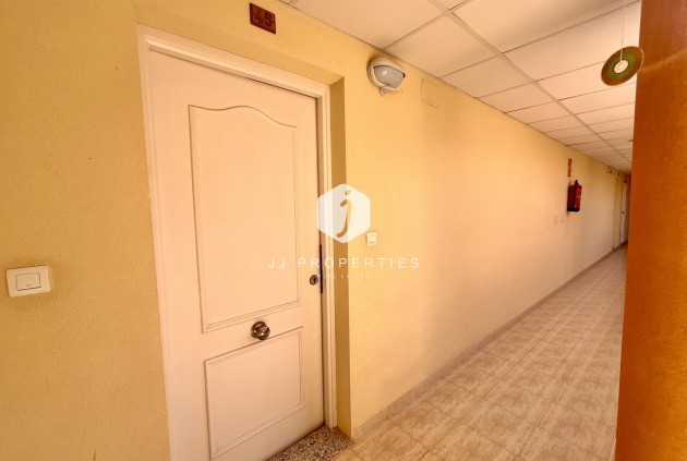 Tweedehands - Appartement / flat -
San Miguel de Salinas - Inland