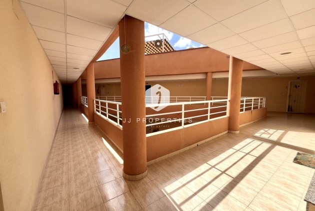 Tweedehands - Appartement / flat -
San Miguel de Salinas - Inland