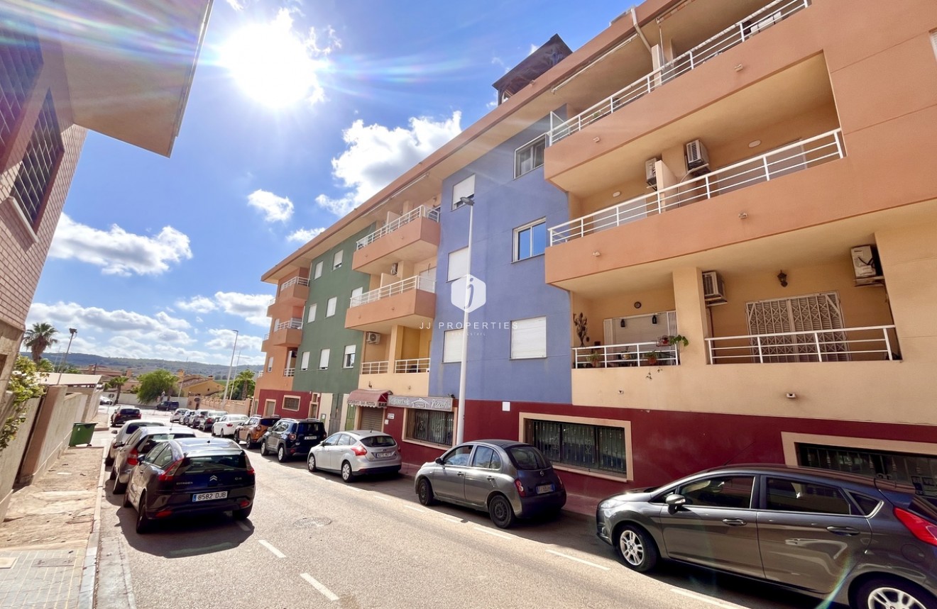 Tweedehands - Appartement / flat -
San Miguel de Salinas - Inland