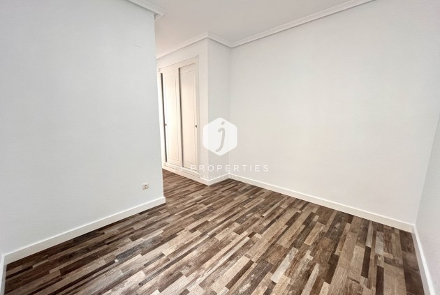 Tweedehands - Appartement / flat -
San Miguel de Salinas - Inland