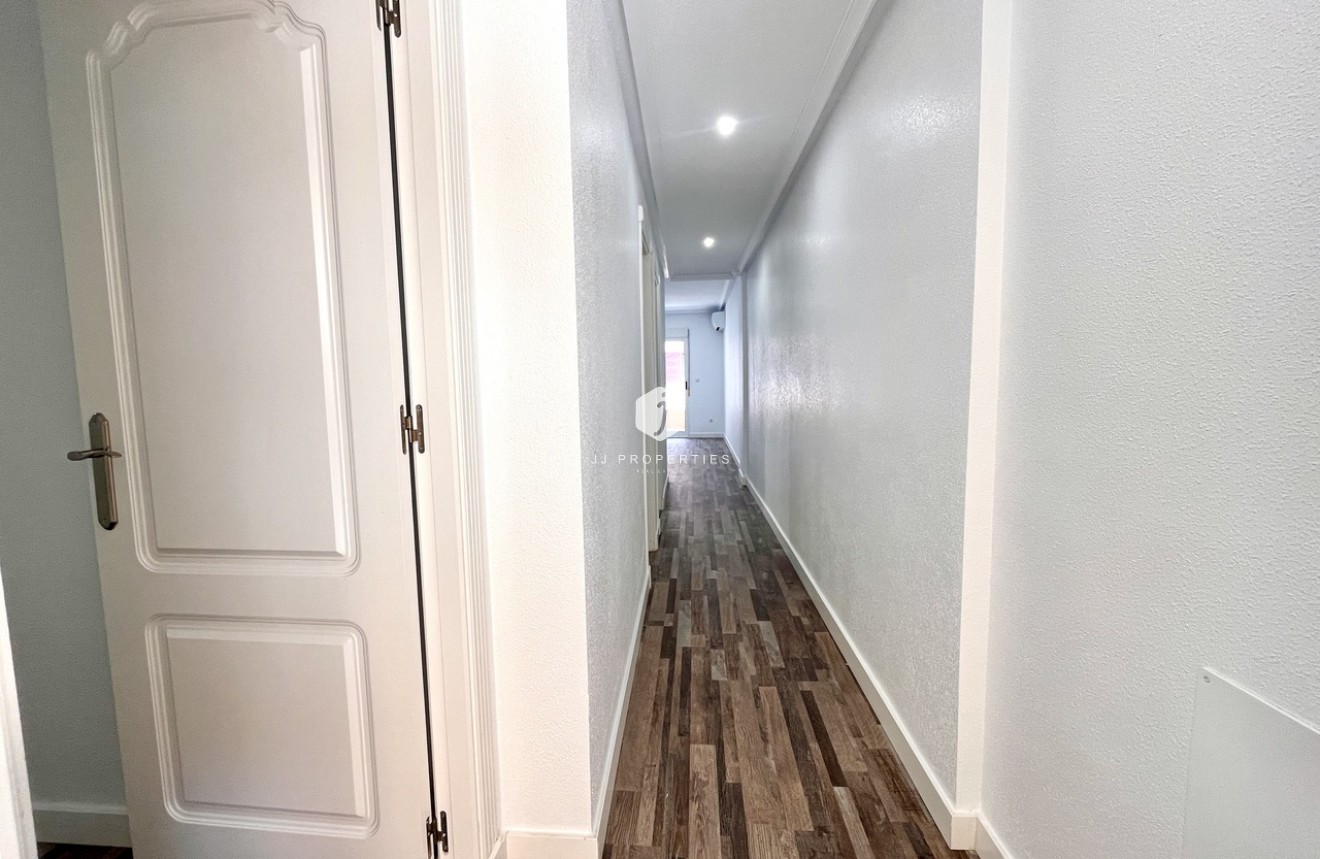 Tweedehands - Appartement / flat -
San Miguel de Salinas - Inland