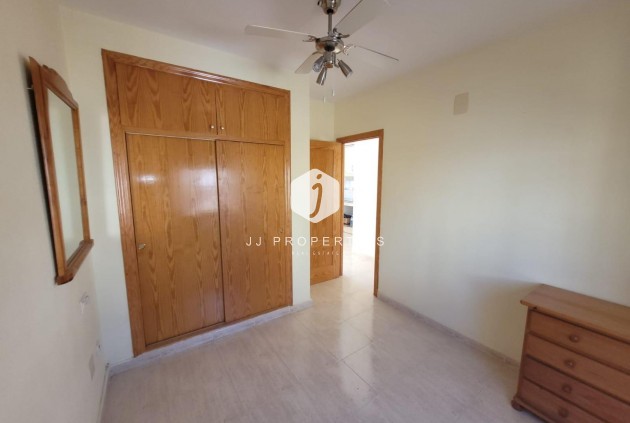 Tweedehands - Bungalow -
San Miguel de Salinas - Inland