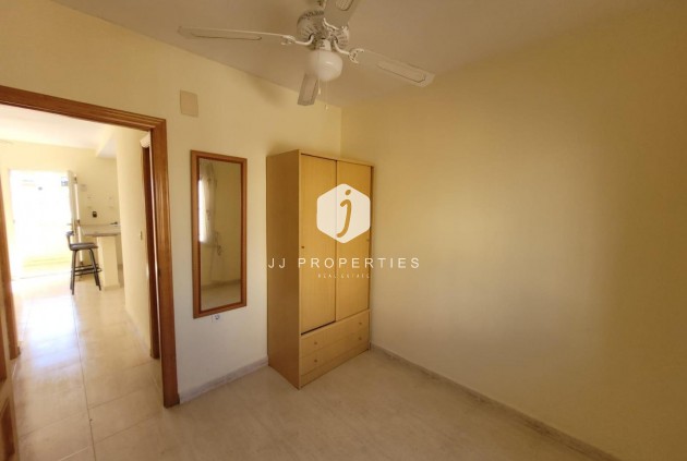 Tweedehands - Bungalow -
San Miguel de Salinas - Inland