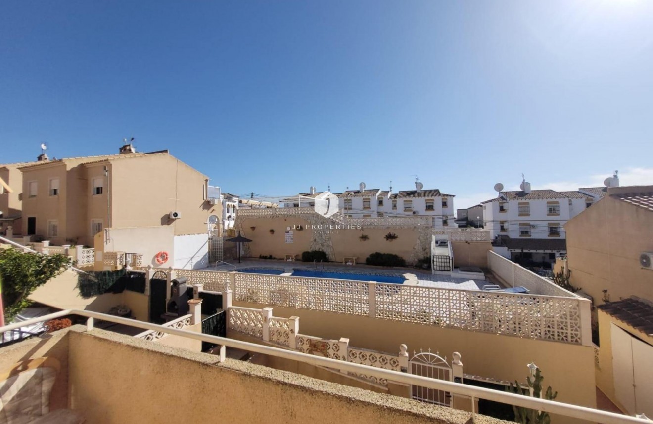 Tweedehands - Bungalow -
San Miguel de Salinas - Inland