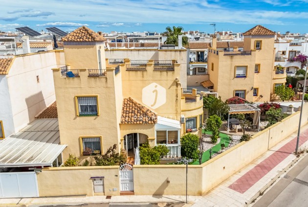 Tweedehands - Villa -
Orihuela Costa - Costa Blanca