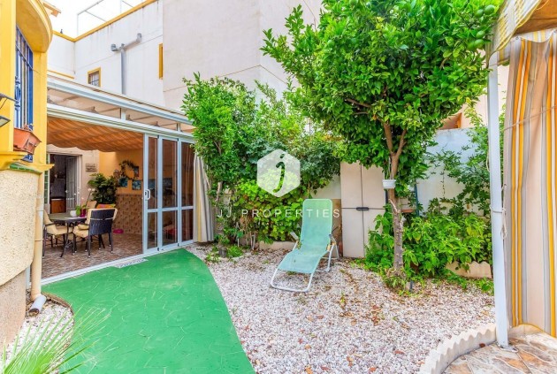 Tweedehands - Villa -
Orihuela Costa - Costa Blanca