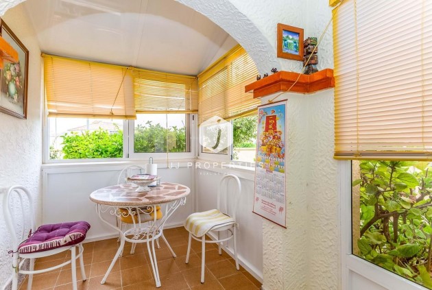 Tweedehands - Villa -
Orihuela Costa - Costa Blanca