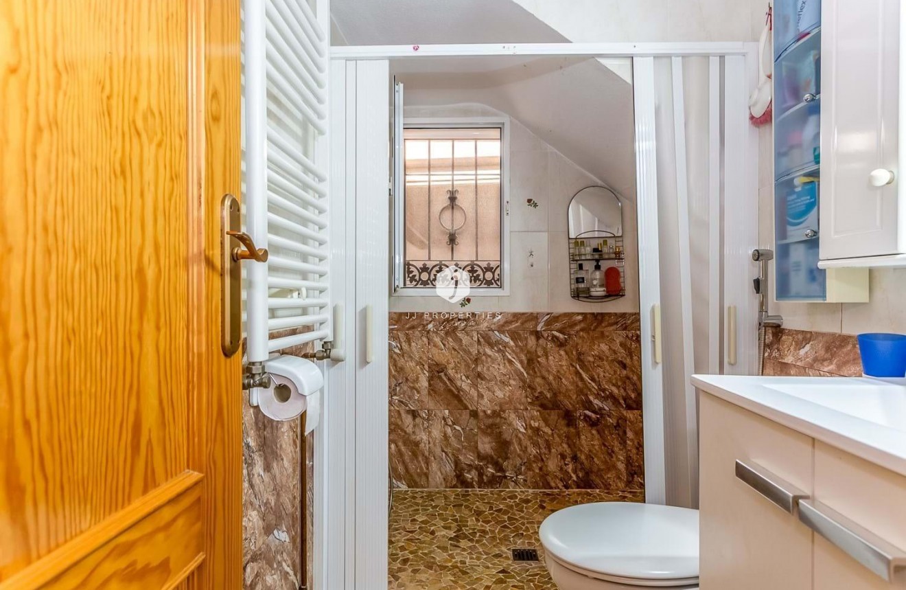 Tweedehands - Villa -
Orihuela Costa - Costa Blanca