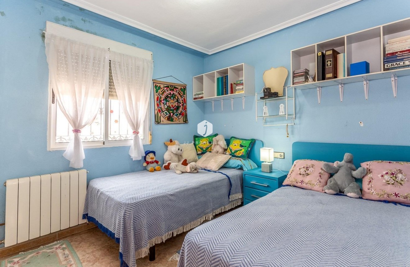 Tweedehands - Villa -
Orihuela Costa - Costa Blanca