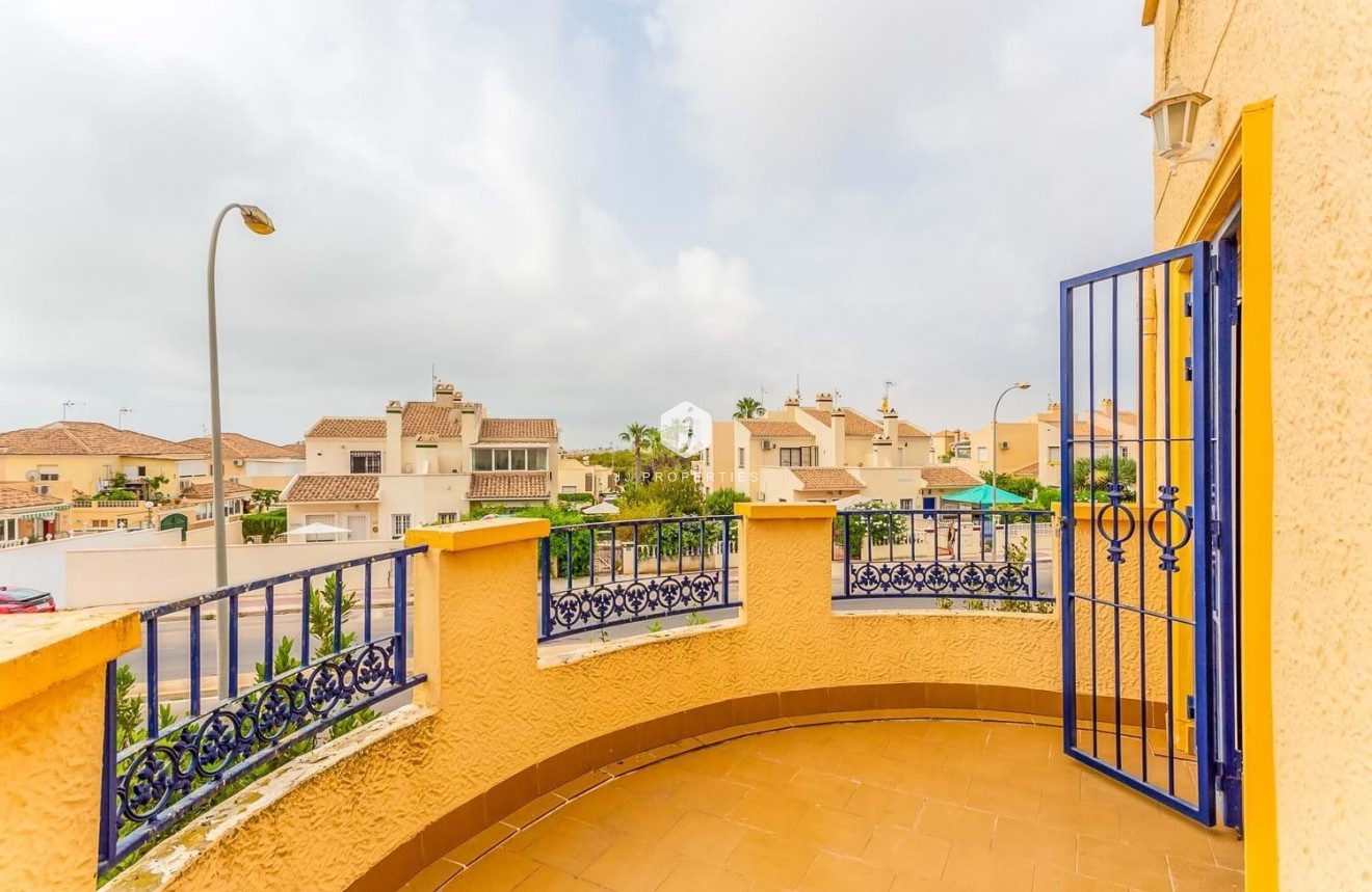 Tweedehands - Villa -
Orihuela Costa - Costa Blanca