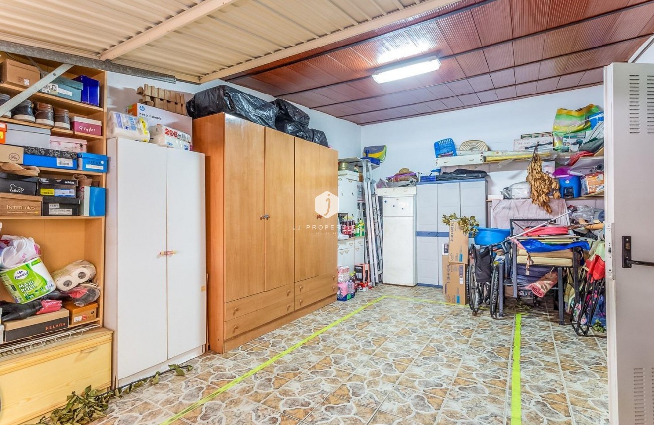 Tweedehands - Villa -
Orihuela Costa - Costa Blanca