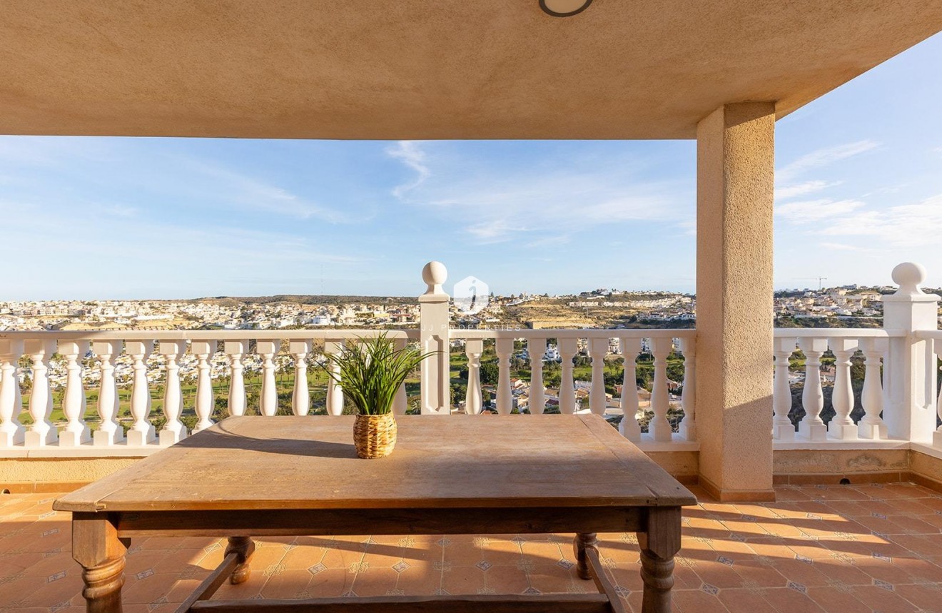 Tweedehands - Villa -
Rojales - Campo De Golf La Marquesa