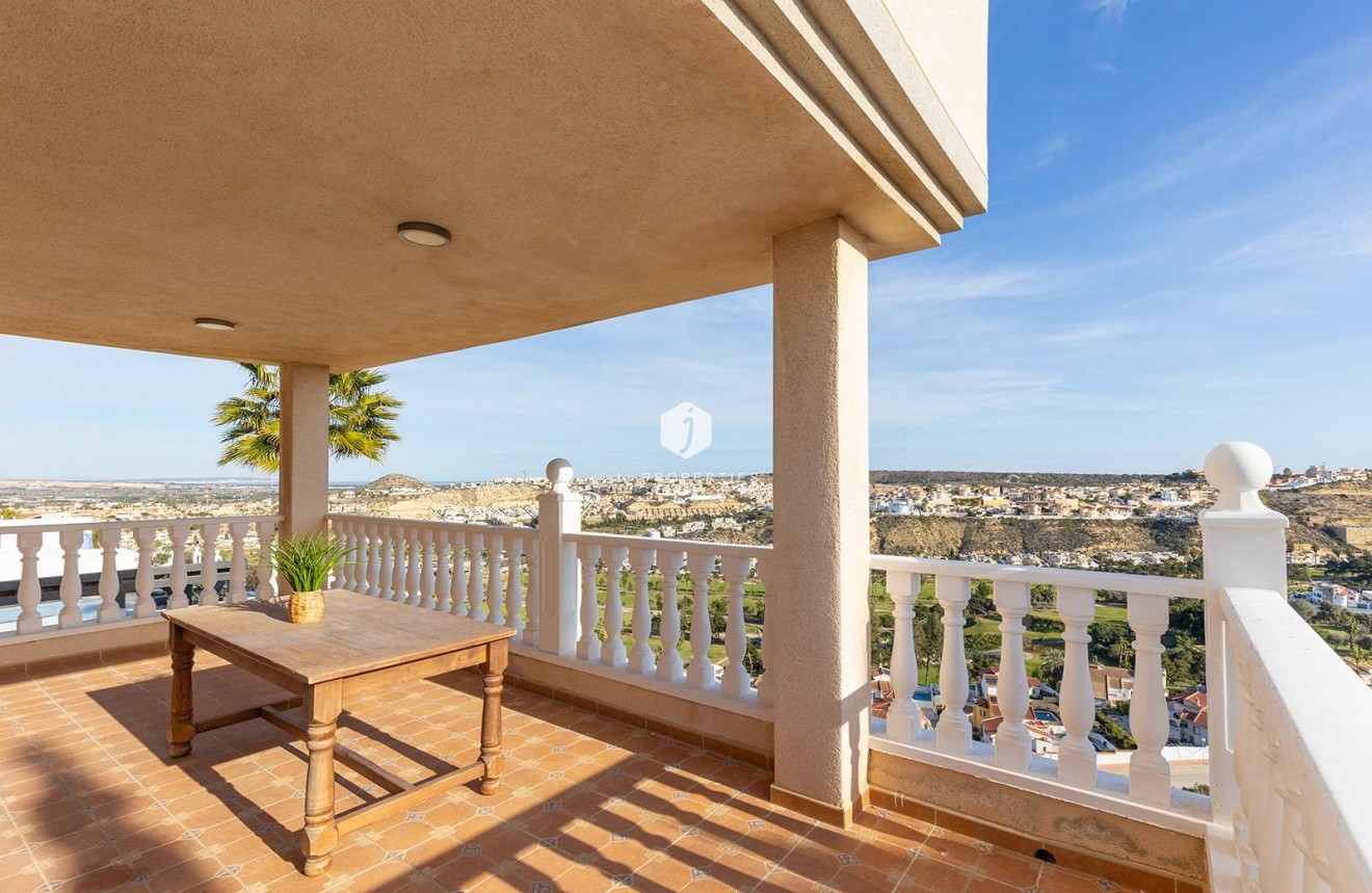 Tweedehands - Villa -
Rojales - Campo De Golf La Marquesa