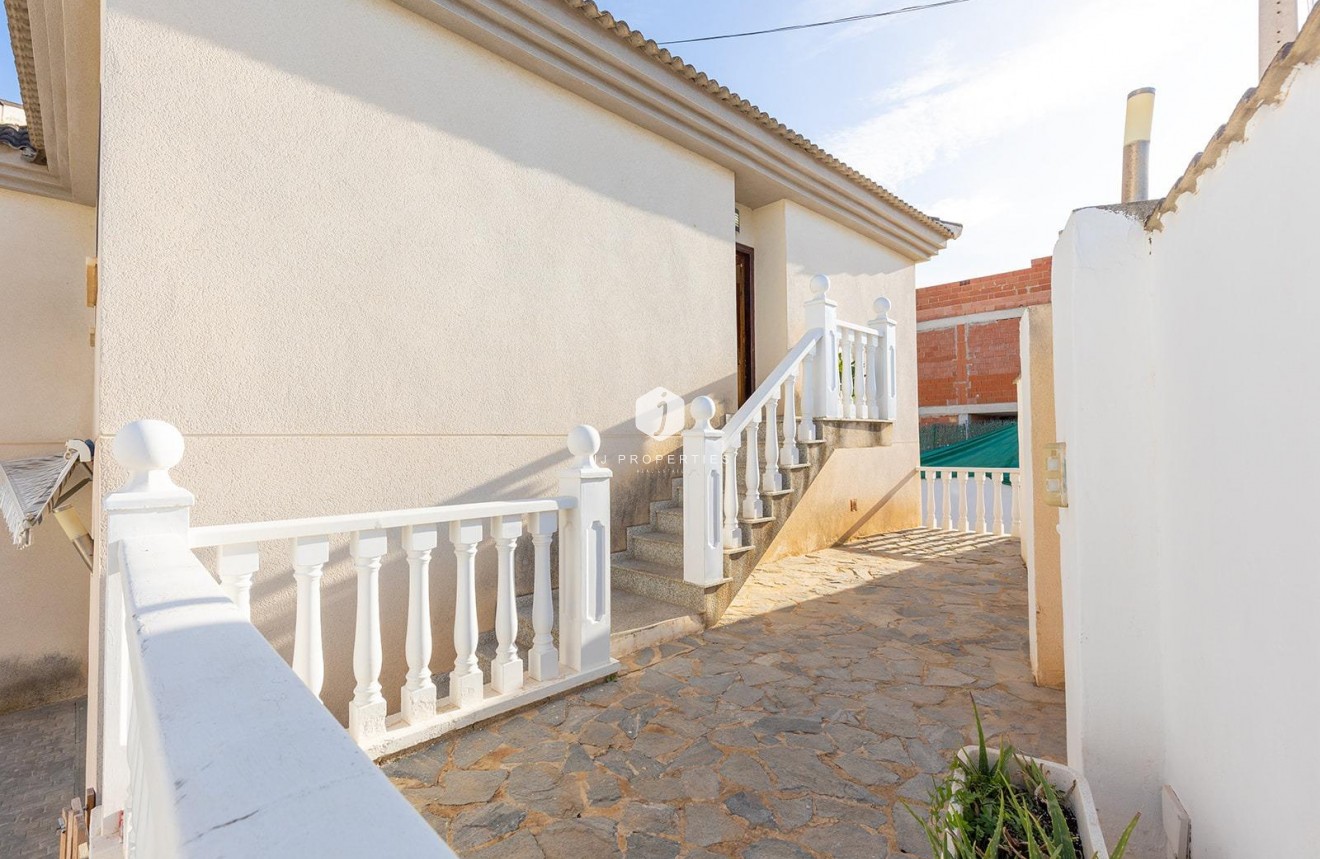 Tweedehands - Villa -
Rojales - Campo De Golf La Marquesa