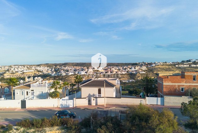 Tweedehands - Villa -
Rojales - Campo De Golf La Marquesa