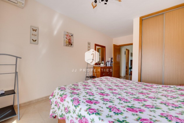 Tweedehands - Villa -
Torrevieja - aguas nuevas