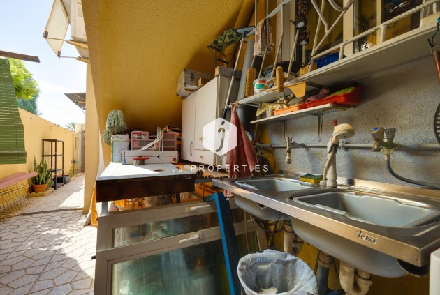 Tweedehands - Villa -
Torrevieja - aguas nuevas