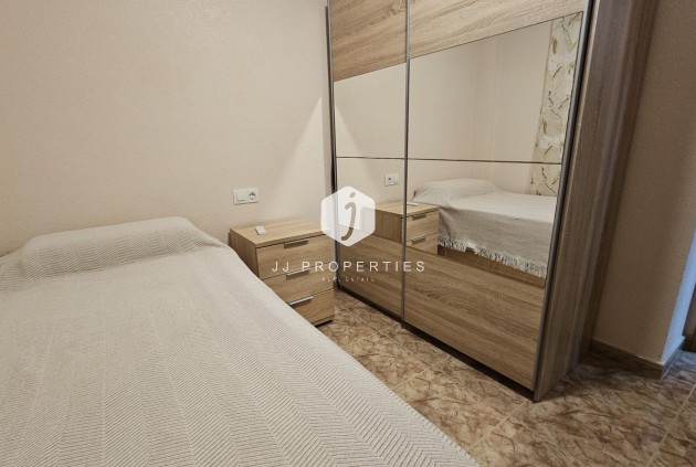 Segunda mano - Apartamento / piso -
Torrevieja - Centro