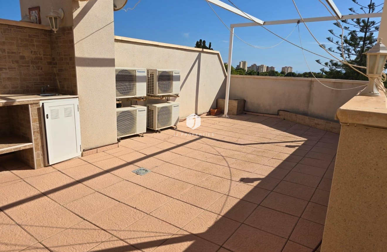 Tweedehands - Penthouse -
Orihuela Costa - Altos De Campoamor