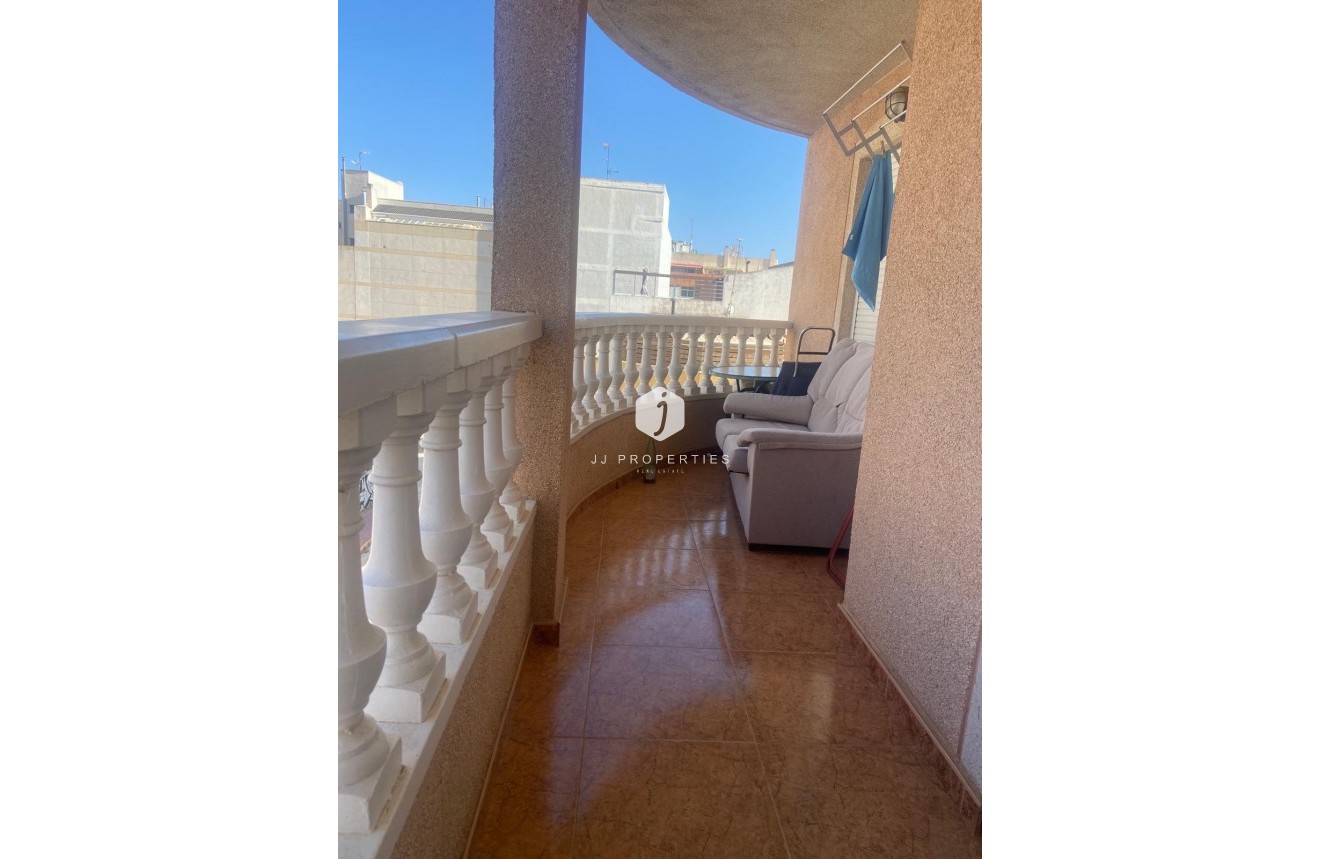 Tweedehands - Appartement / flat -
Torrevieja - Costa Blanca