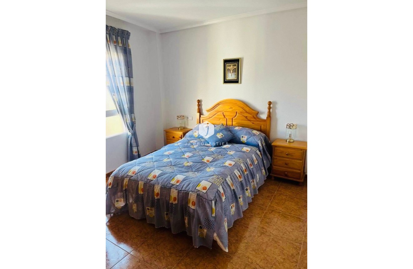 Tweedehands - Appartement / flat -
Torrevieja - Costa Blanca