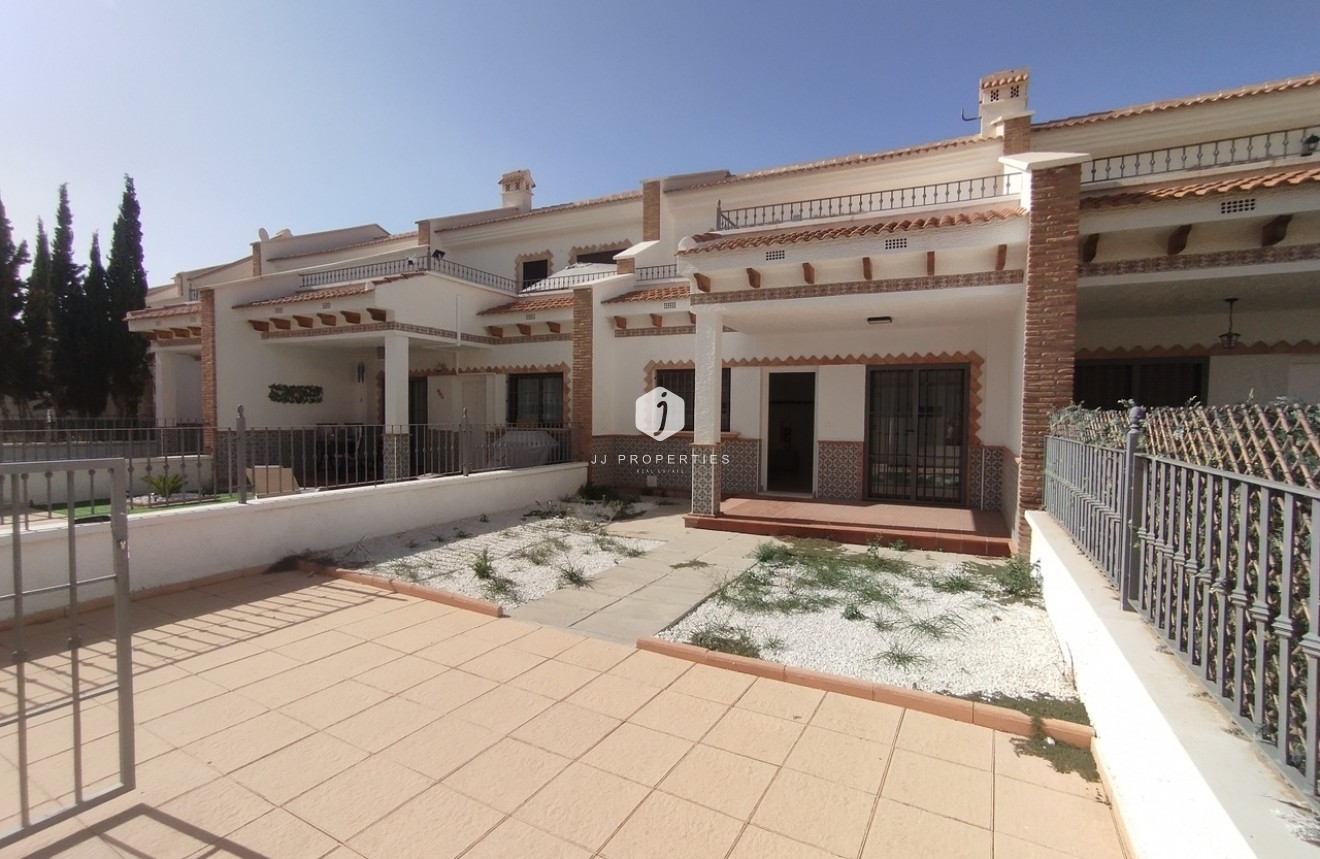 Tweedehands - Chalet -
San Miguel de Salinas - Inland