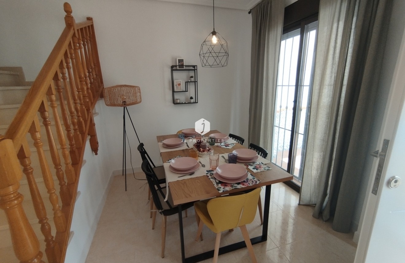 Tweedehands - Chalet -
San Miguel de Salinas - Inland