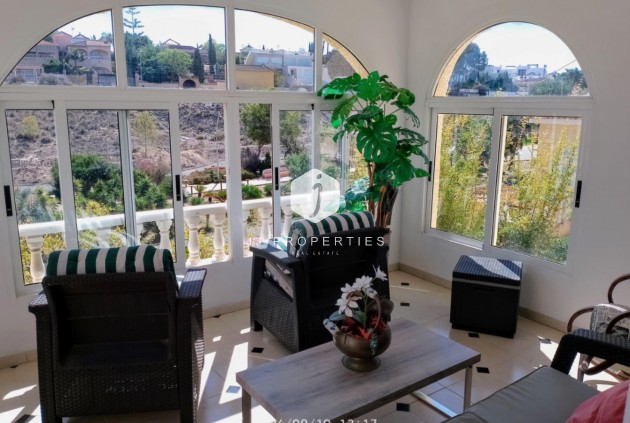 Tweedehands - Villa -
Torrevieja - Costa Blanca