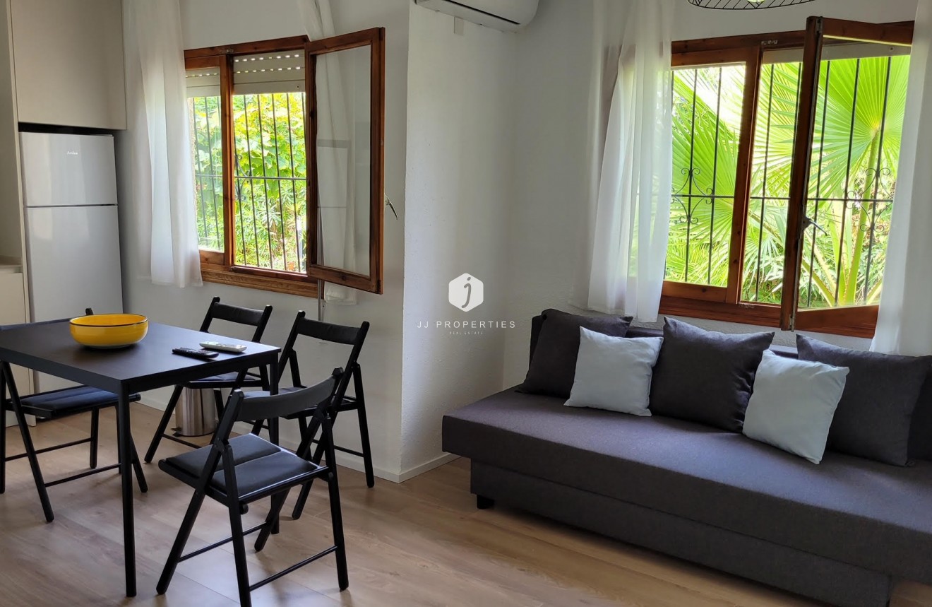 Tweedehands - Villa -
Torrevieja - Costa Blanca