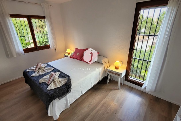 Tweedehands - Villa -
Torrevieja - Costa Blanca