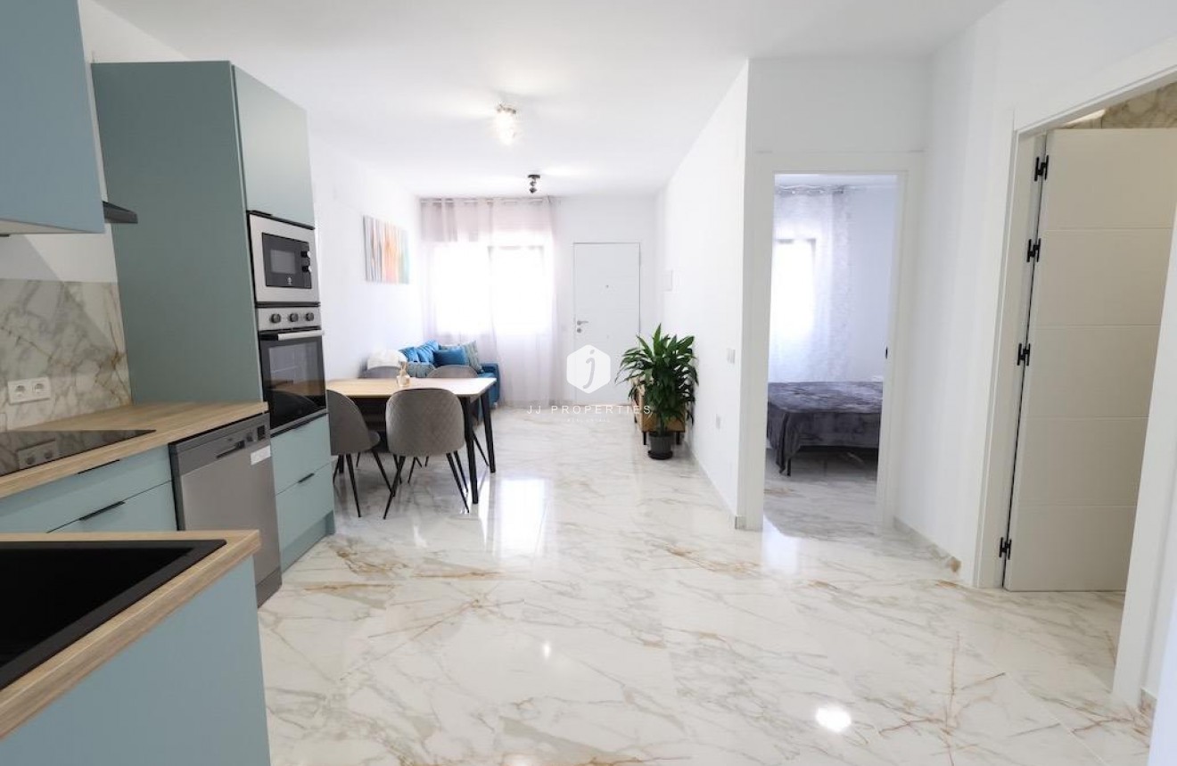 Tweedehands - Chalet -
Torrevieja - Costa Blanca